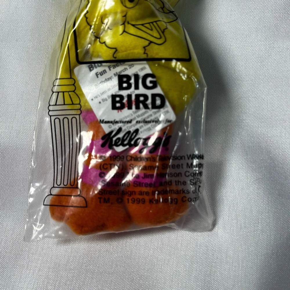 Vintage 1999 Kellogg’s Sesame Street Big Bird Mini Beans Plush Toy‎ NWT 4.5”